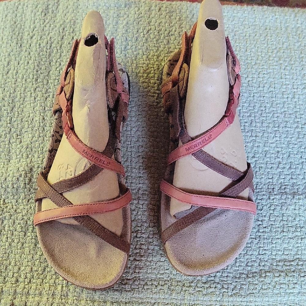 Merrell Leather Women's Sandals in Pink and Brown Sz 10